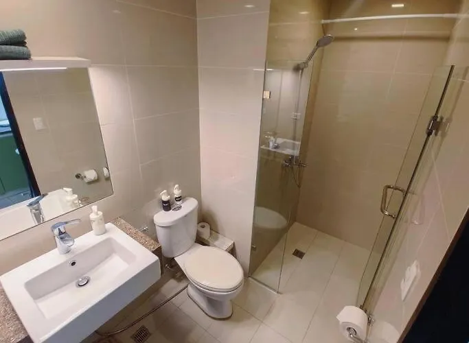 -condo- Petite Residential