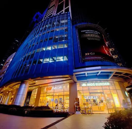 -condo- Petite Residential * Manila