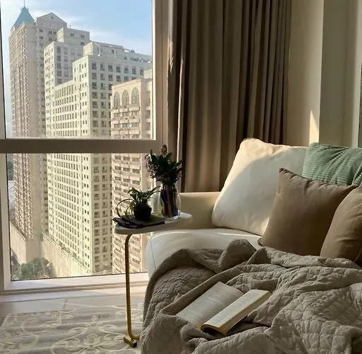 -condo- Petite Residential * Manila